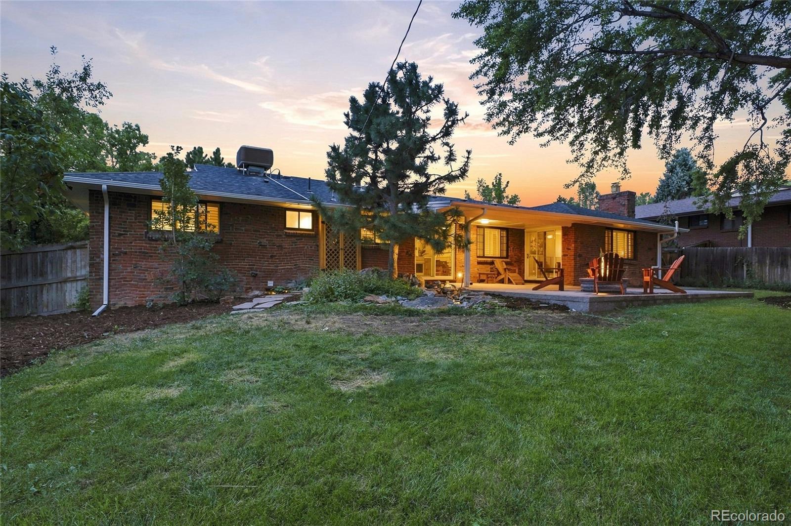 MLS Image #7 for 3851 s hillcrest drive,denver, Colorado