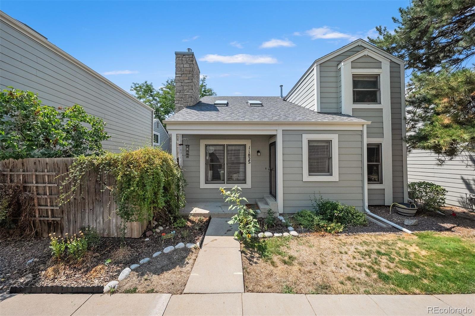 MLS Image #1 for 11825 e cornell circle,aurora, Colorado