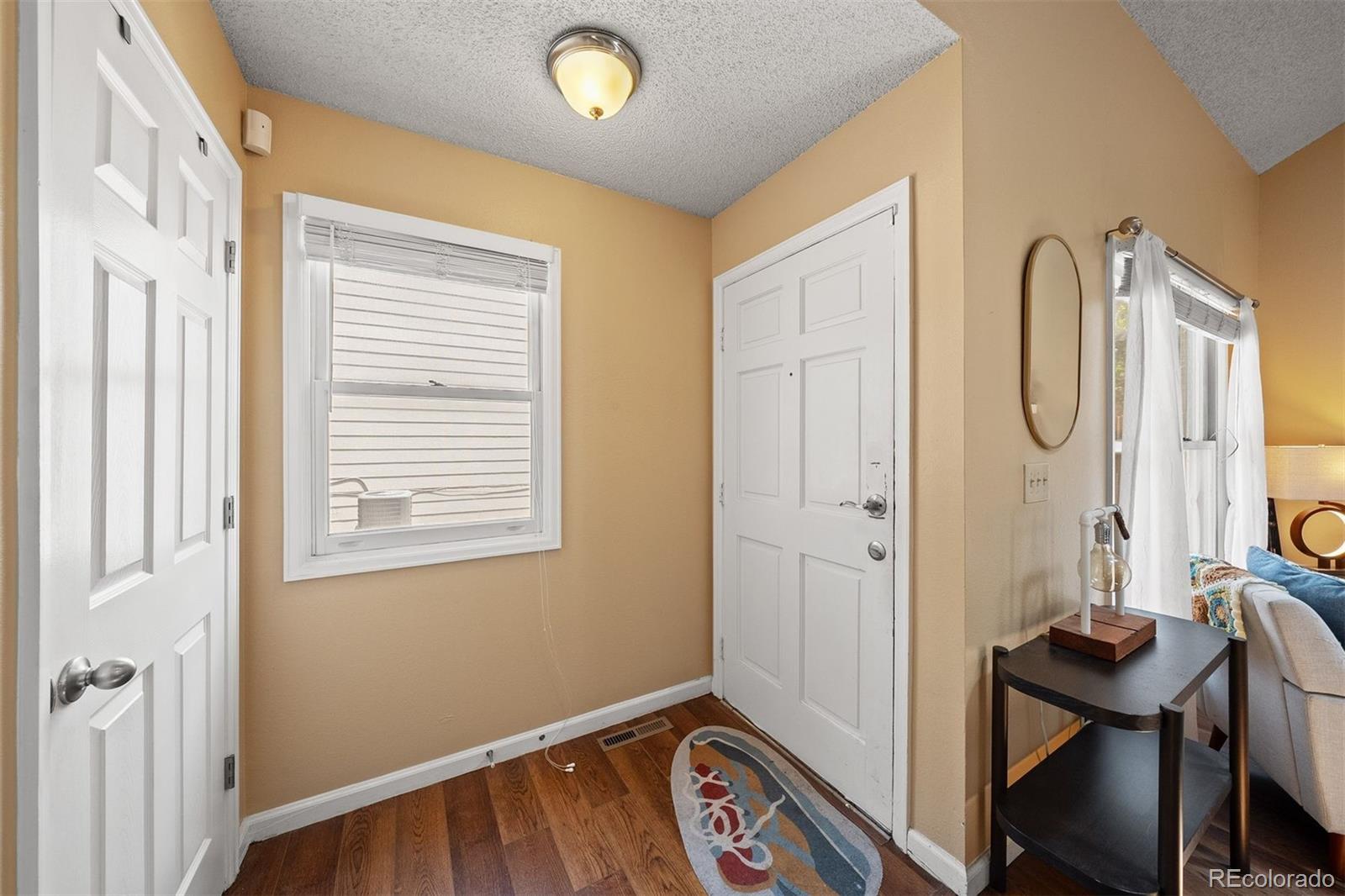 MLS Image #2 for 11825 e cornell circle,aurora, Colorado