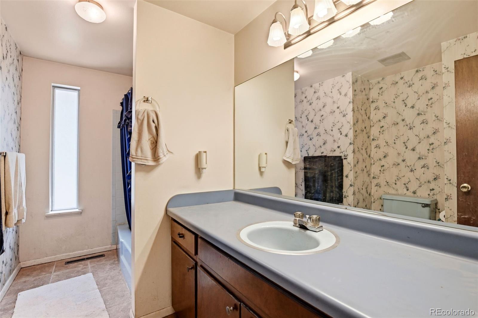 MLS Image #12 for 2718  northridge drive,colorado springs, Colorado