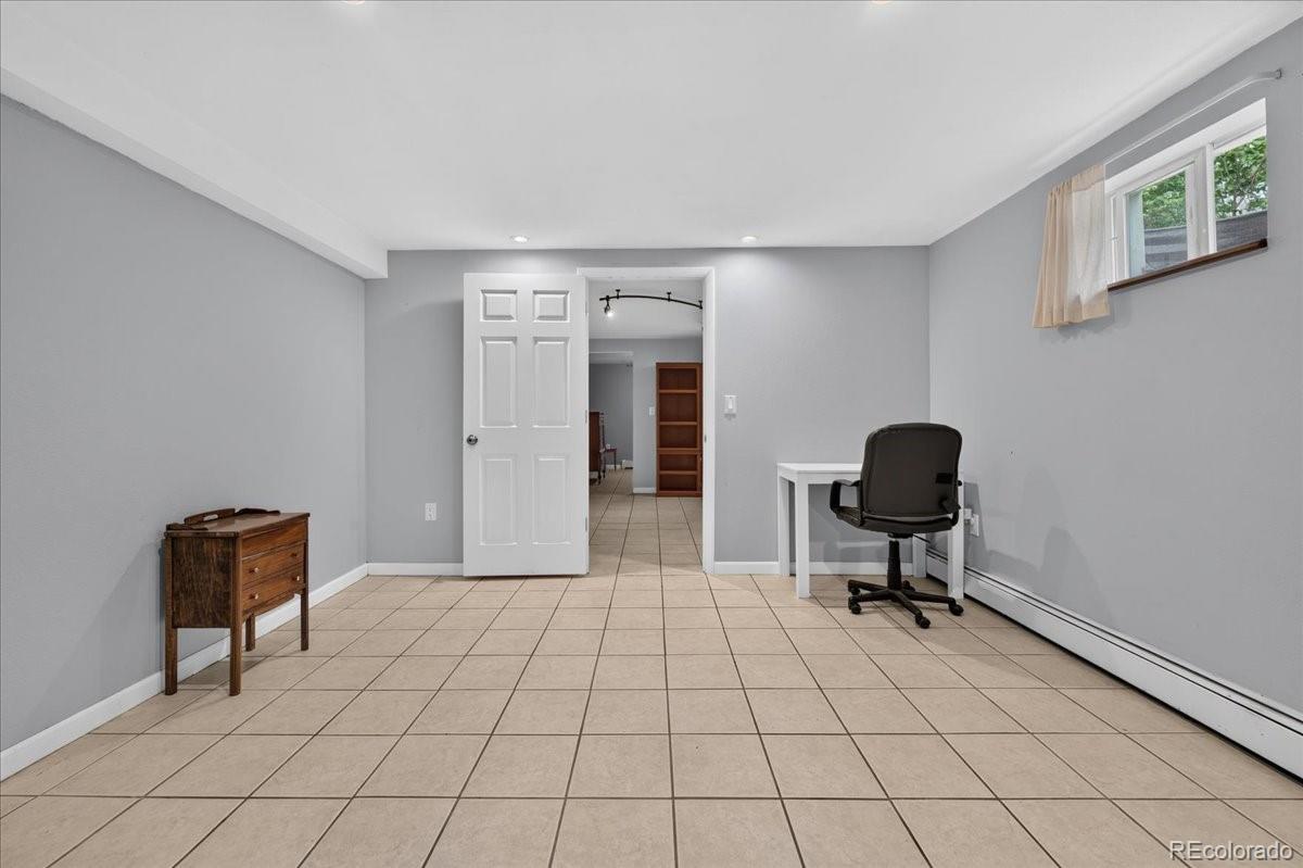MLS Image #15 for 2006  arapahoe street,golden, Colorado