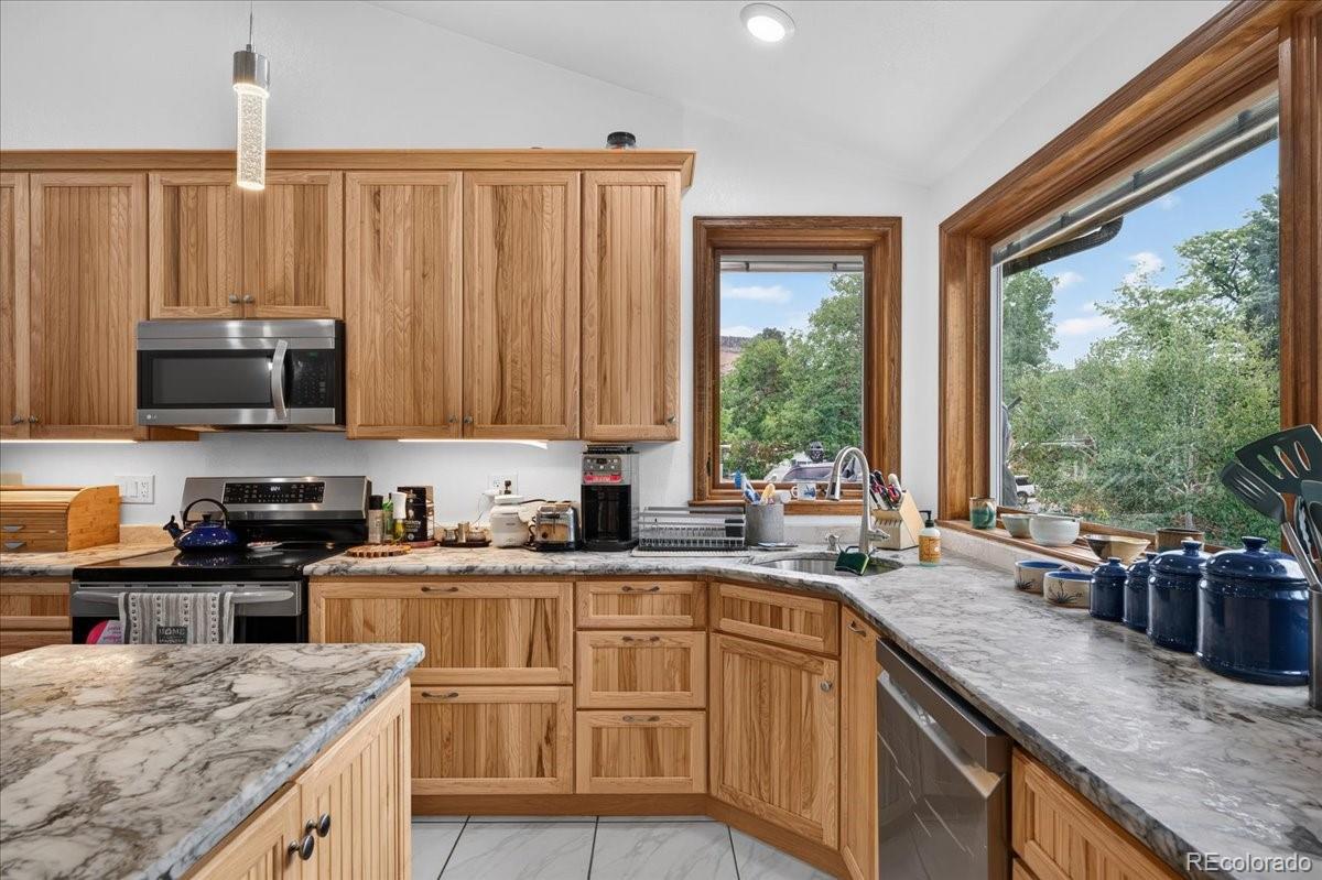 MLS Image #26 for 2006  arapahoe street,golden, Colorado