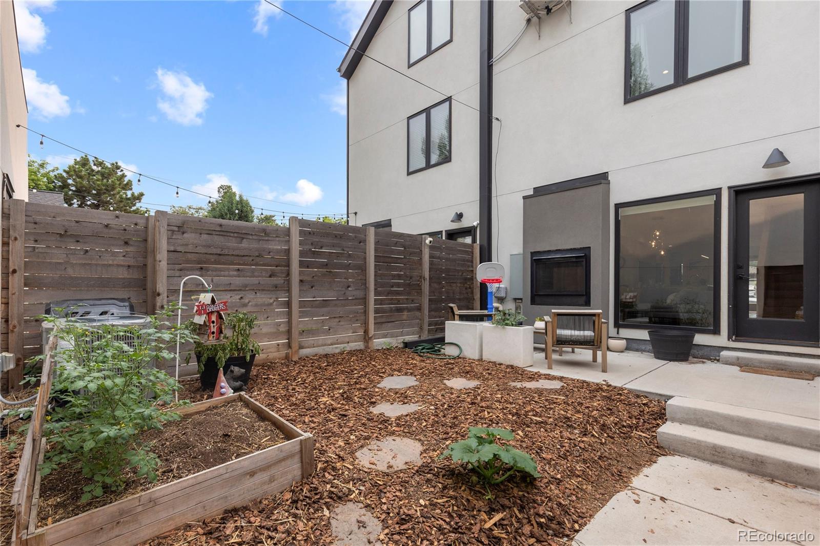 MLS Image #18 for 1654  utica street,denver, Colorado