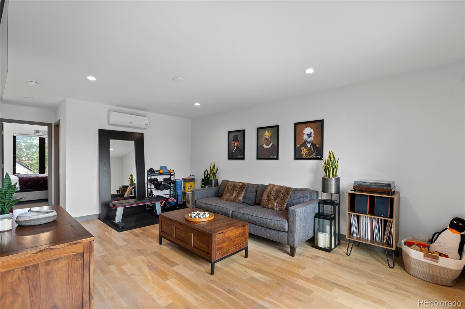 MLS Image #38 for 1654  utica street,denver, Colorado