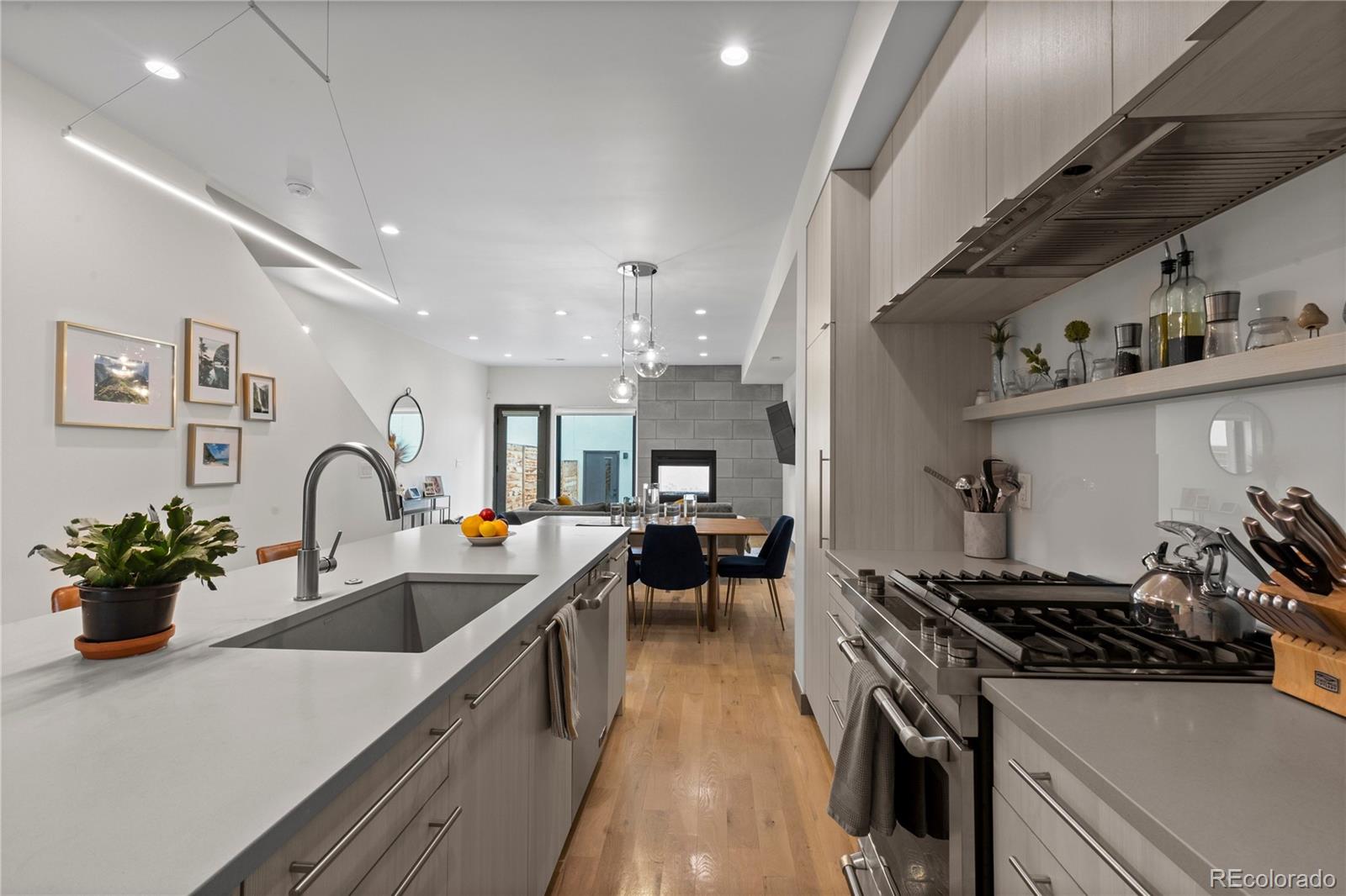 MLS Image #4 for 1654  utica street,denver, Colorado