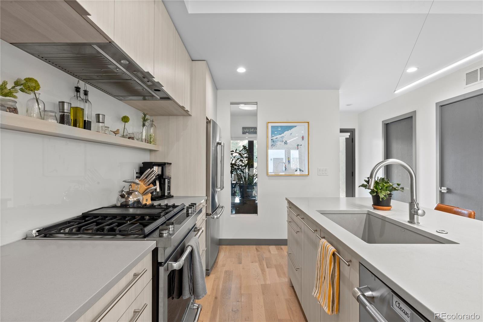 MLS Image #6 for 1654  utica street,denver, Colorado
