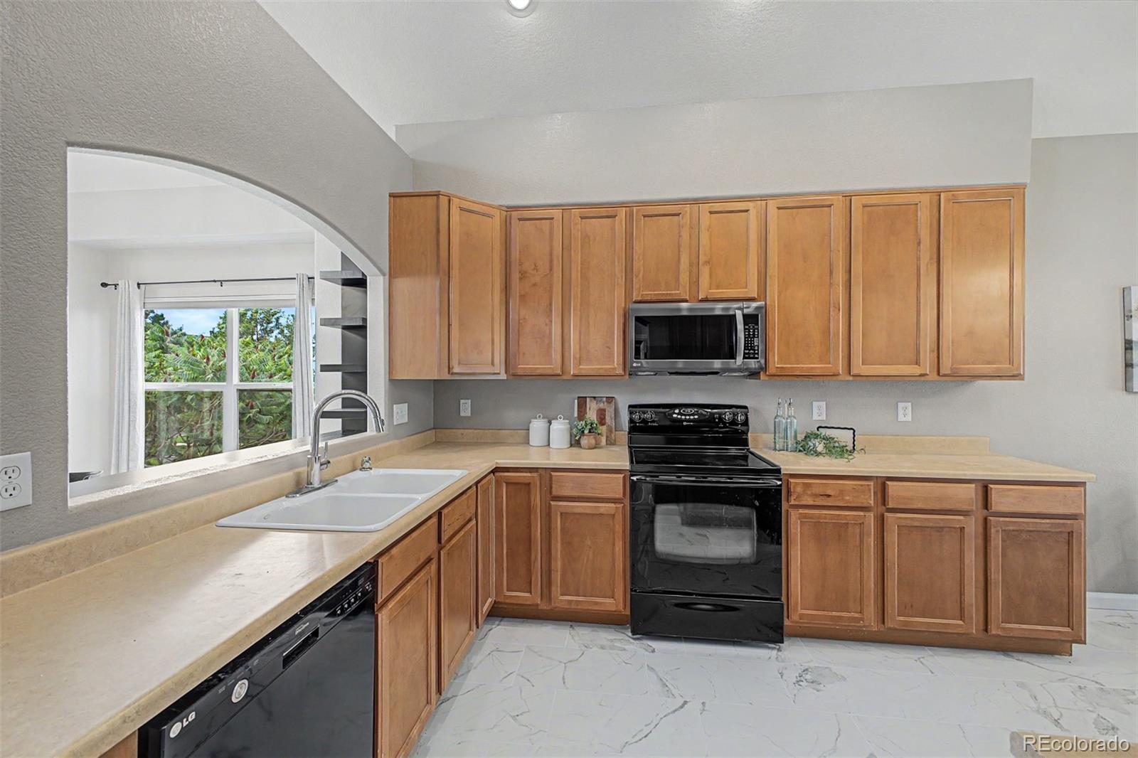MLS Image #15 for 15656 e 107th way,commerce city, Colorado