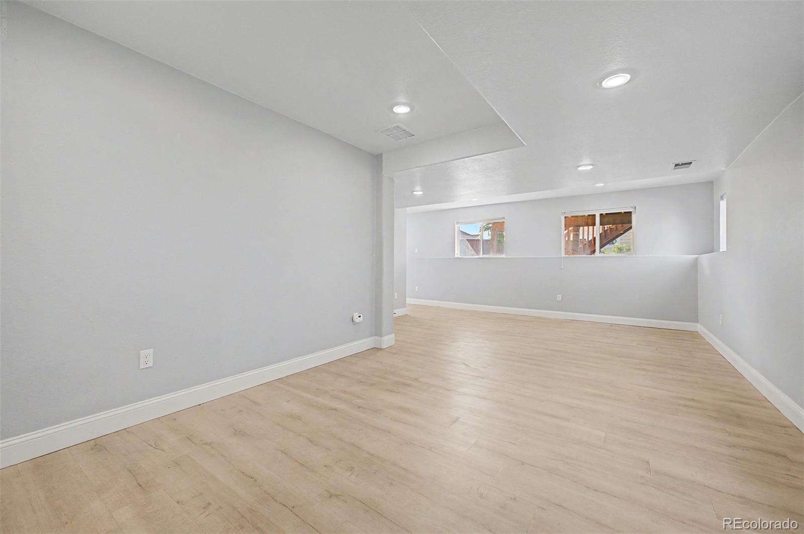 MLS Image #38 for 15656 e 107th way,commerce city, Colorado