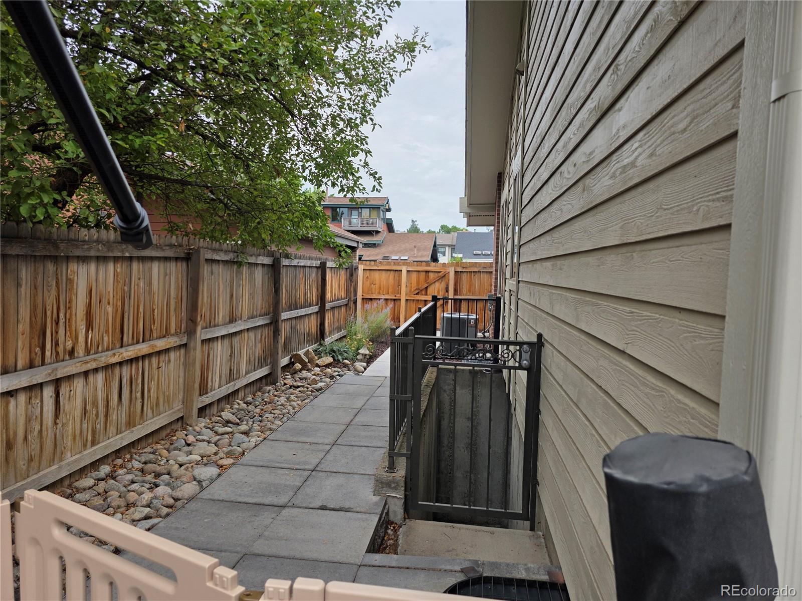 MLS Image #31 for 8082 w chenango place,littleton, Colorado