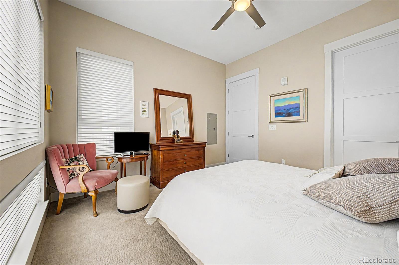 MLS Image #18 for 4885 s monaco street,denver, Colorado