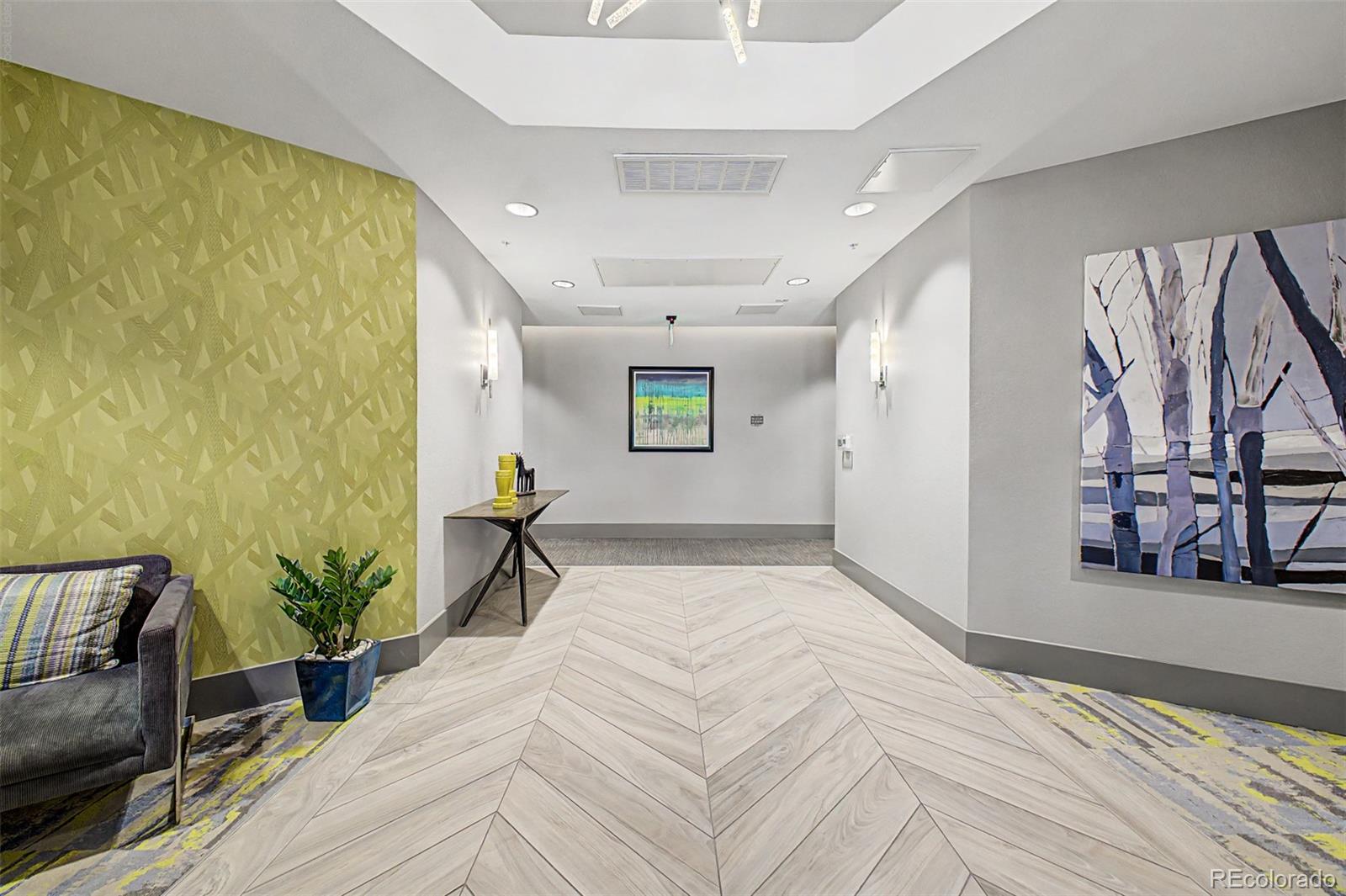 MLS Image #3 for 4885 s monaco street,denver, Colorado