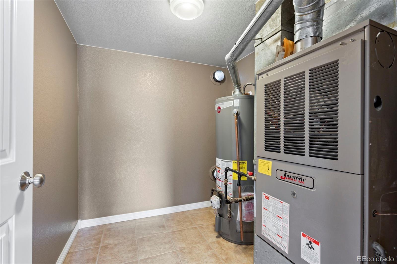 MLS Image #33 for 8330  chase drive,arvada, Colorado