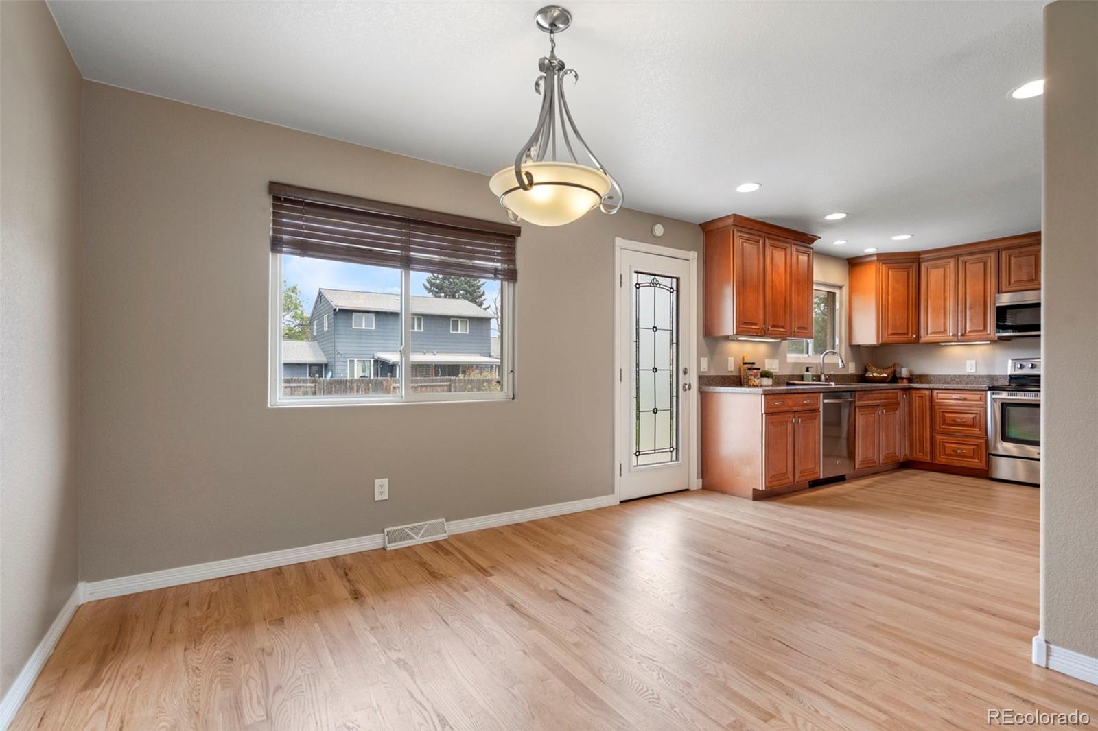 MLS Image #8 for 8330  chase drive,arvada, Colorado
