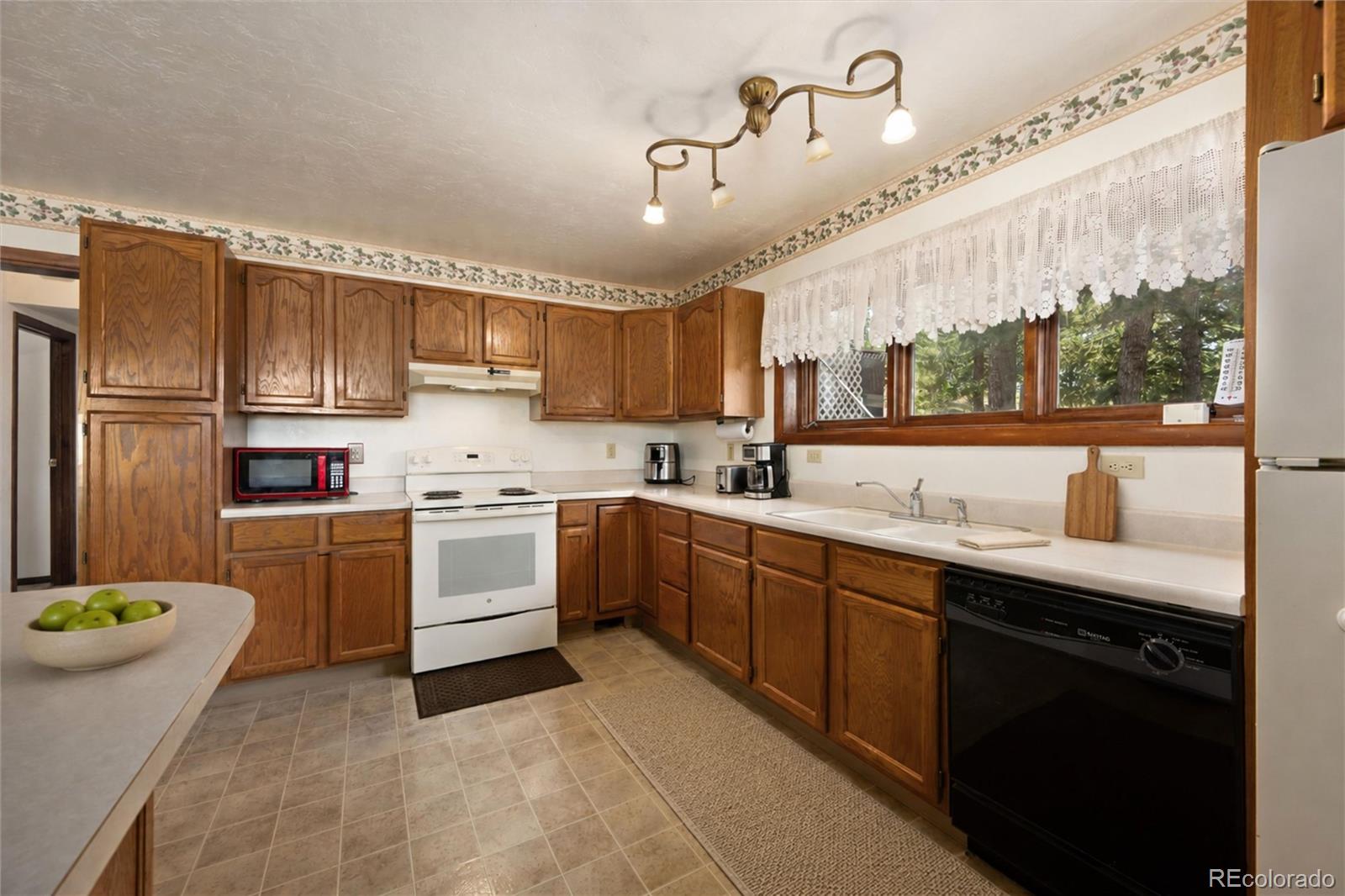 MLS Image #11 for 4360  green mountain drive,livermore, Colorado