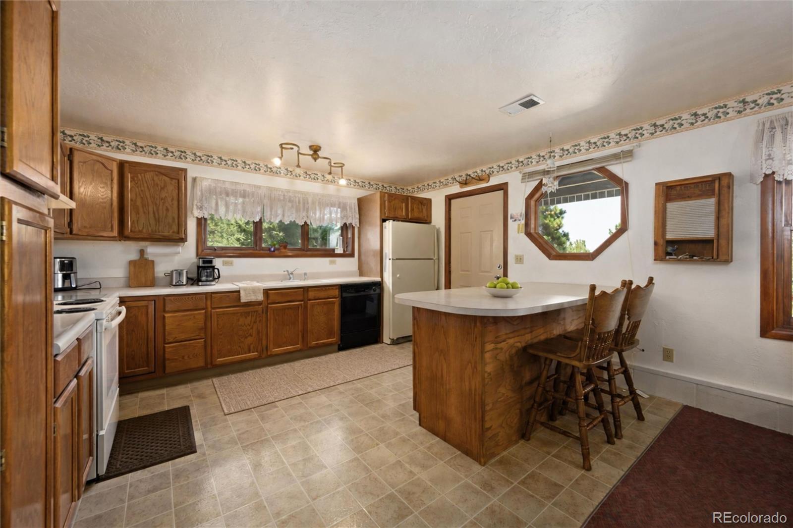 MLS Image #3 for 4360  green mountain drive,livermore, Colorado