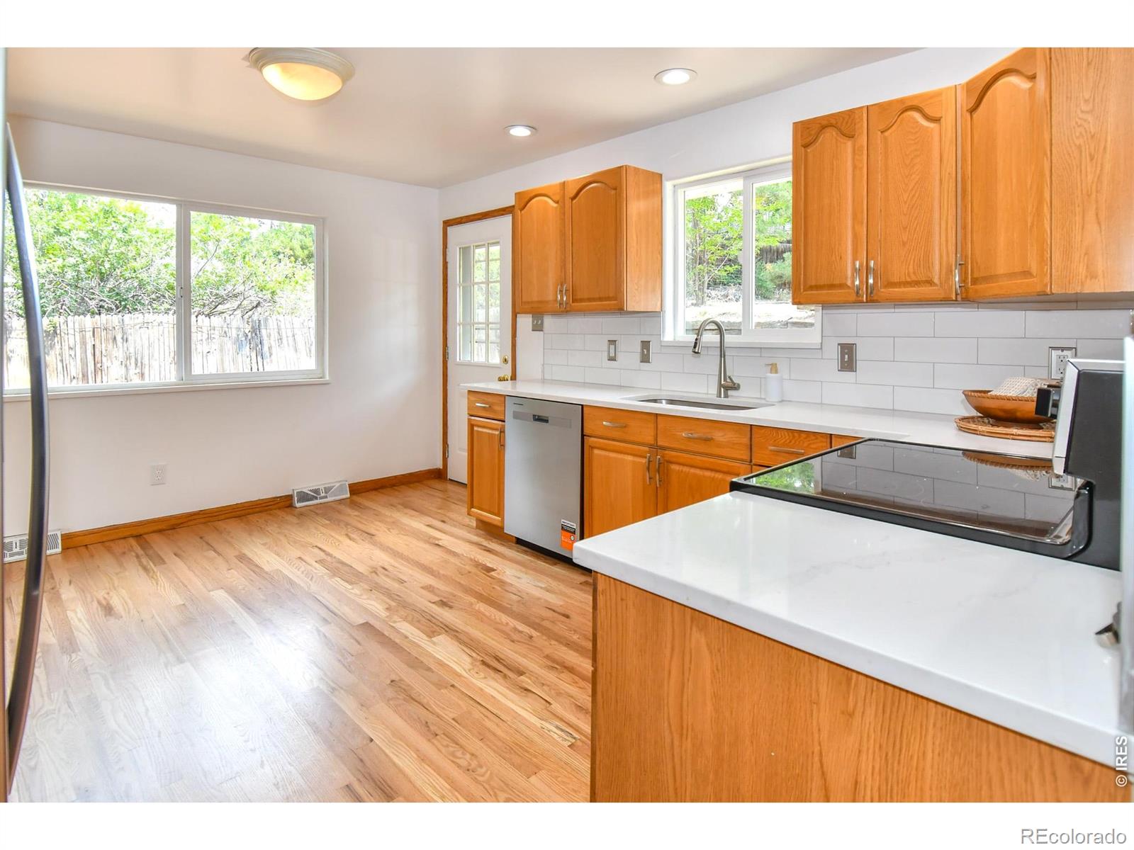 MLS Image #6 for 1442  hilltop drive,longmont, Colorado