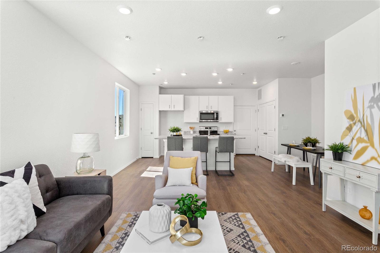 MLS Image #10 for 22391 e 46th avenue,aurora, Colorado