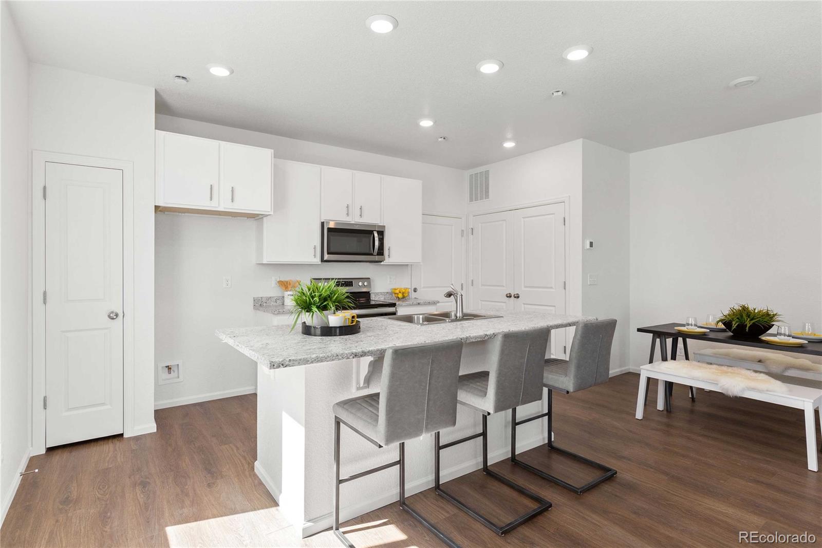 MLS Image #2 for 22391 e 46th avenue,aurora, Colorado