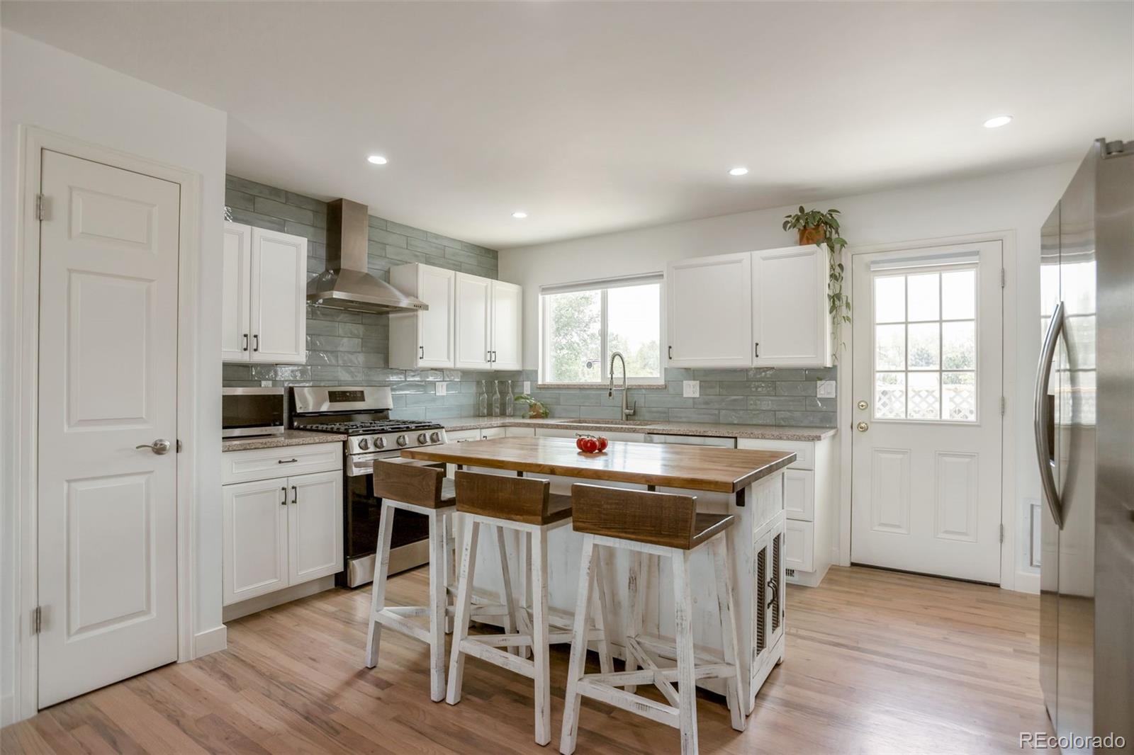 MLS Image #2 for 9953  travis street,thornton, Colorado