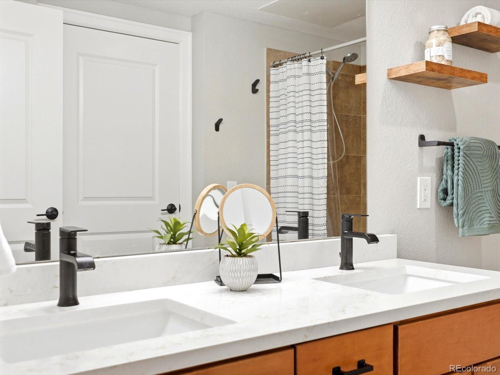 MLS Image #30 for 2200 s university boulevard,denver, Colorado
