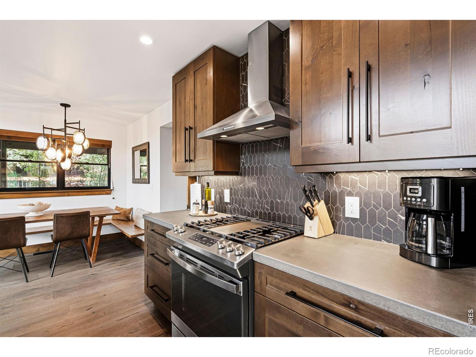 MLS Image #10 for 1721  theater way,estes park, Colorado