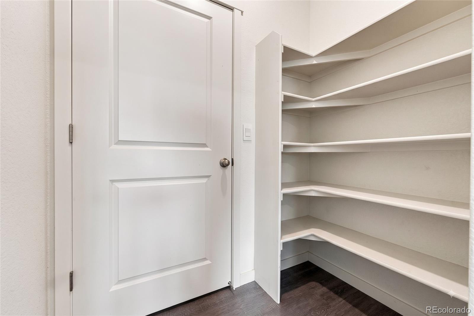 MLS Image #11 for 430  thrush place,johnstown, Colorado