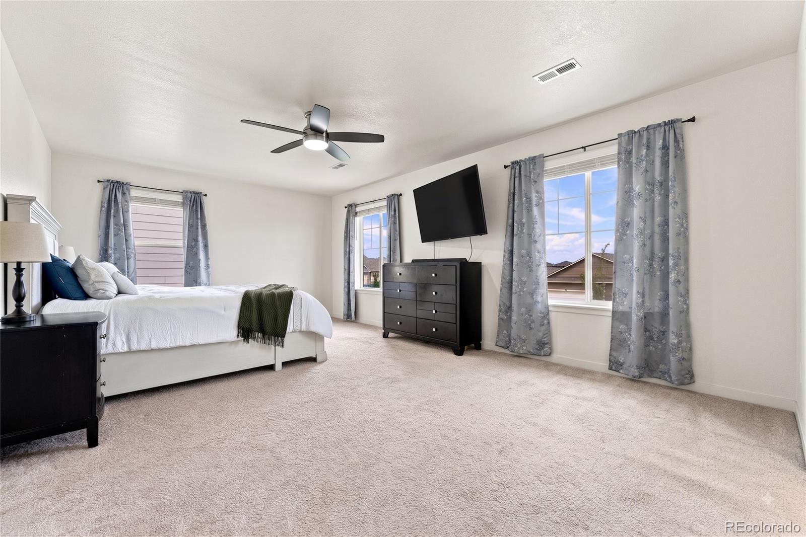 MLS Image #16 for 430  thrush place,johnstown, Colorado