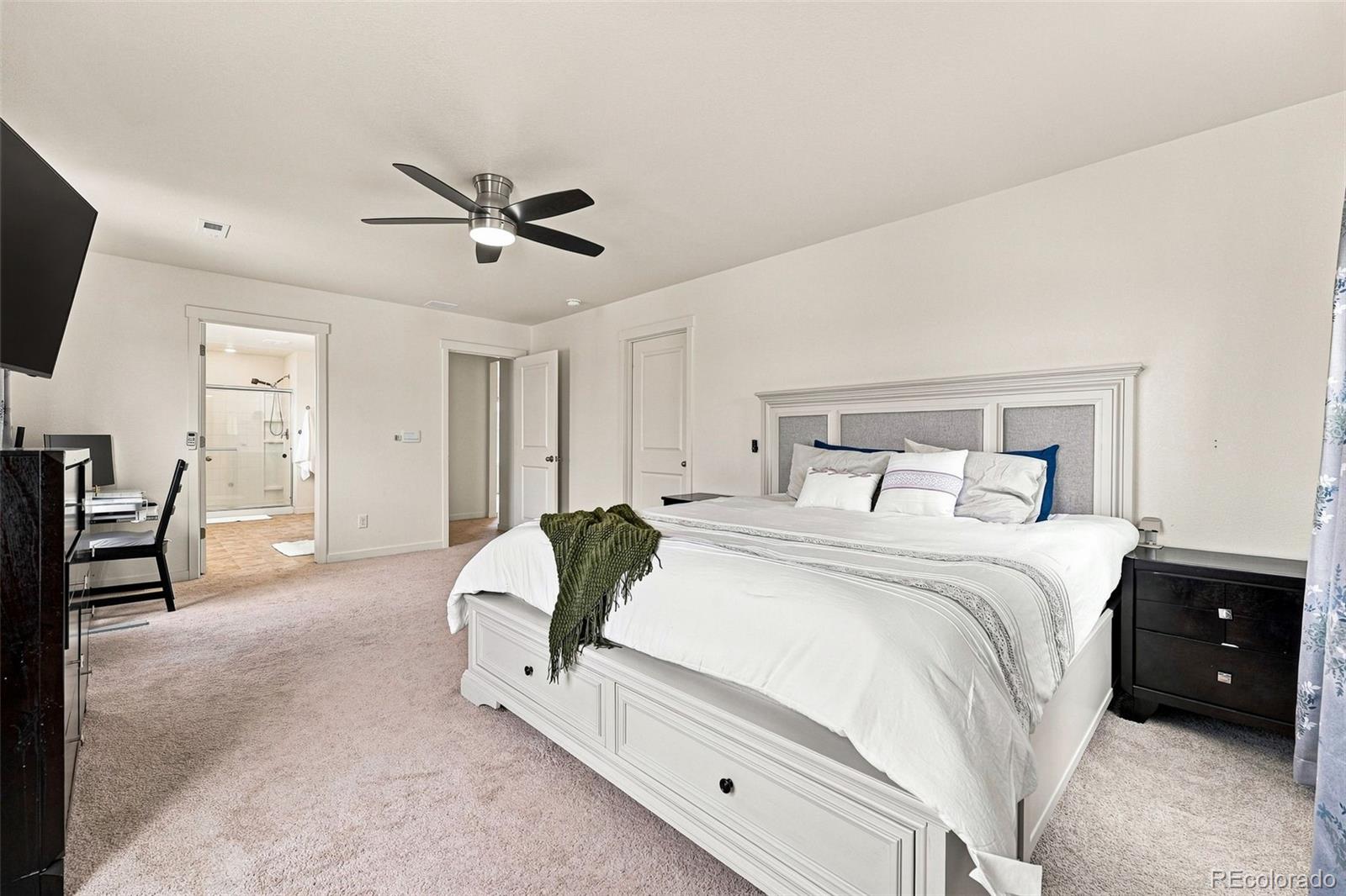 MLS Image #18 for 430  thrush place,johnstown, Colorado