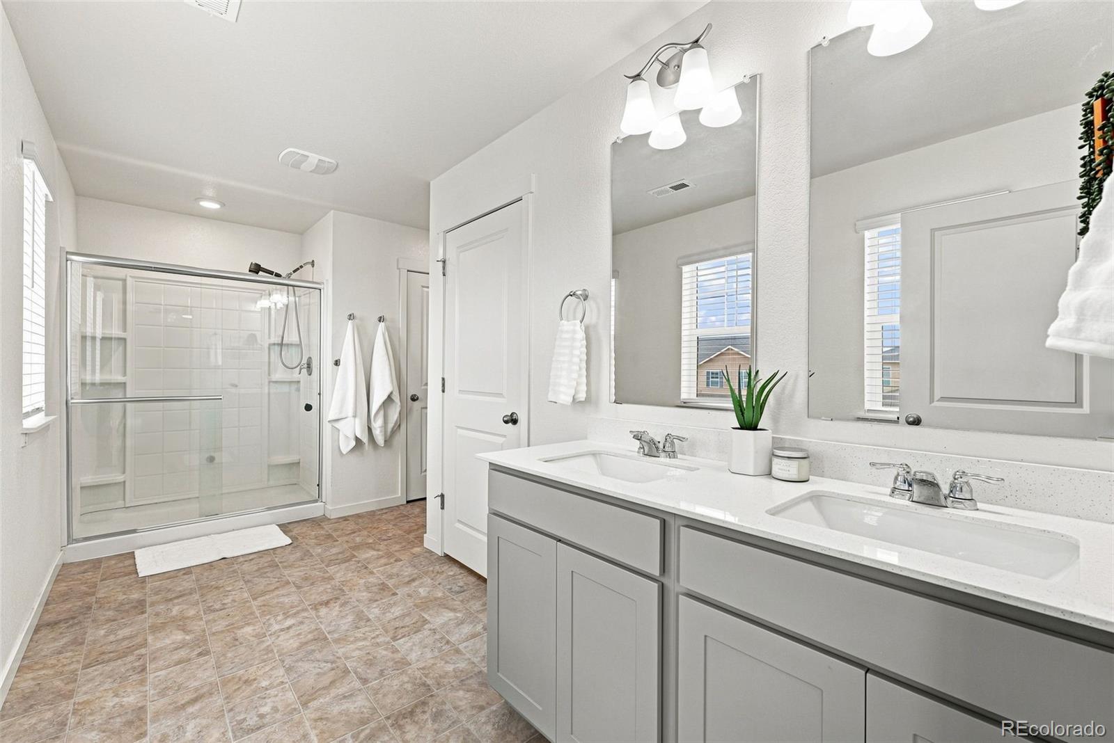 MLS Image #20 for 430  thrush place,johnstown, Colorado
