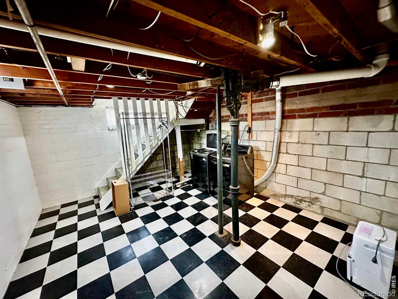 MLS Image #22 for 501  delta avenue,akron, Colorado