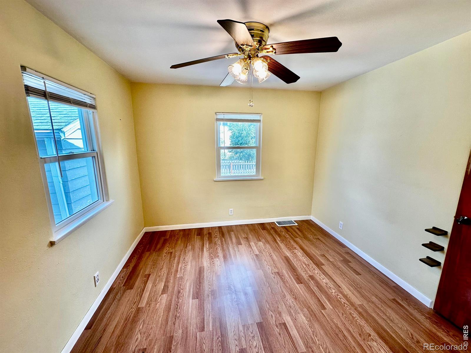 MLS Image #8 for 501  delta avenue,akron, Colorado