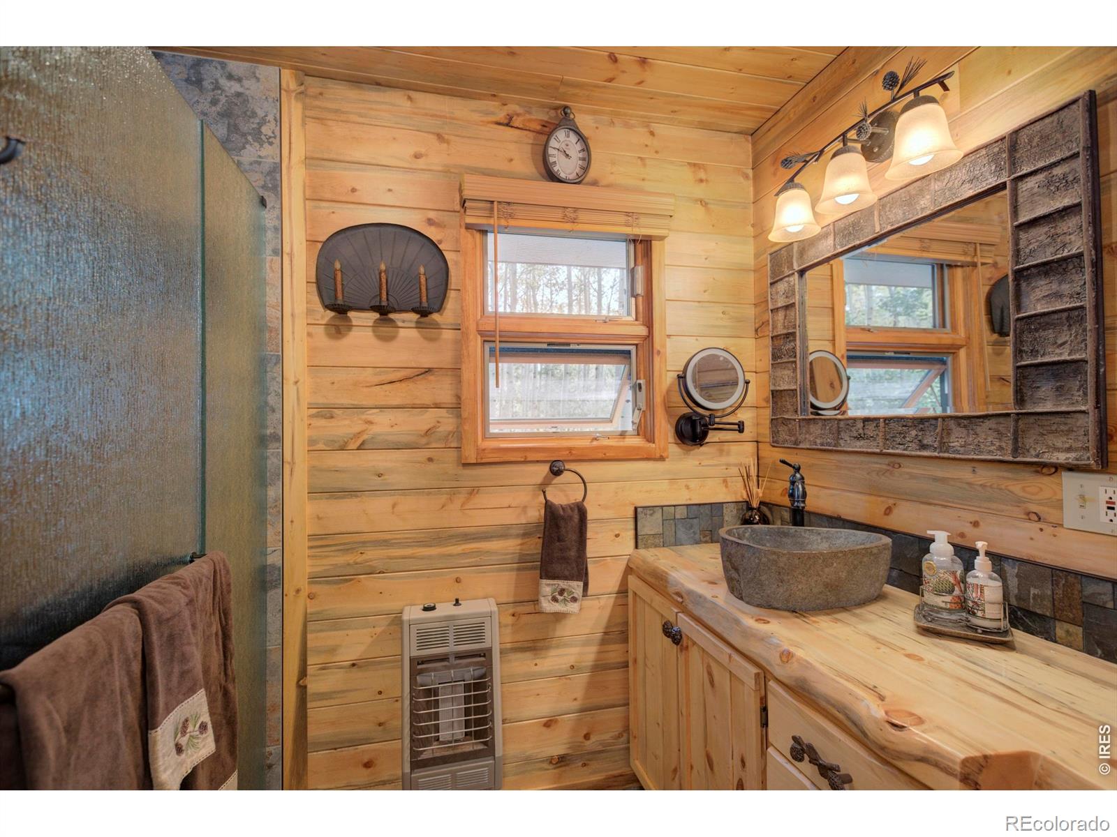MLS Image #28 for 6727  storm mountain drive,drake, Colorado