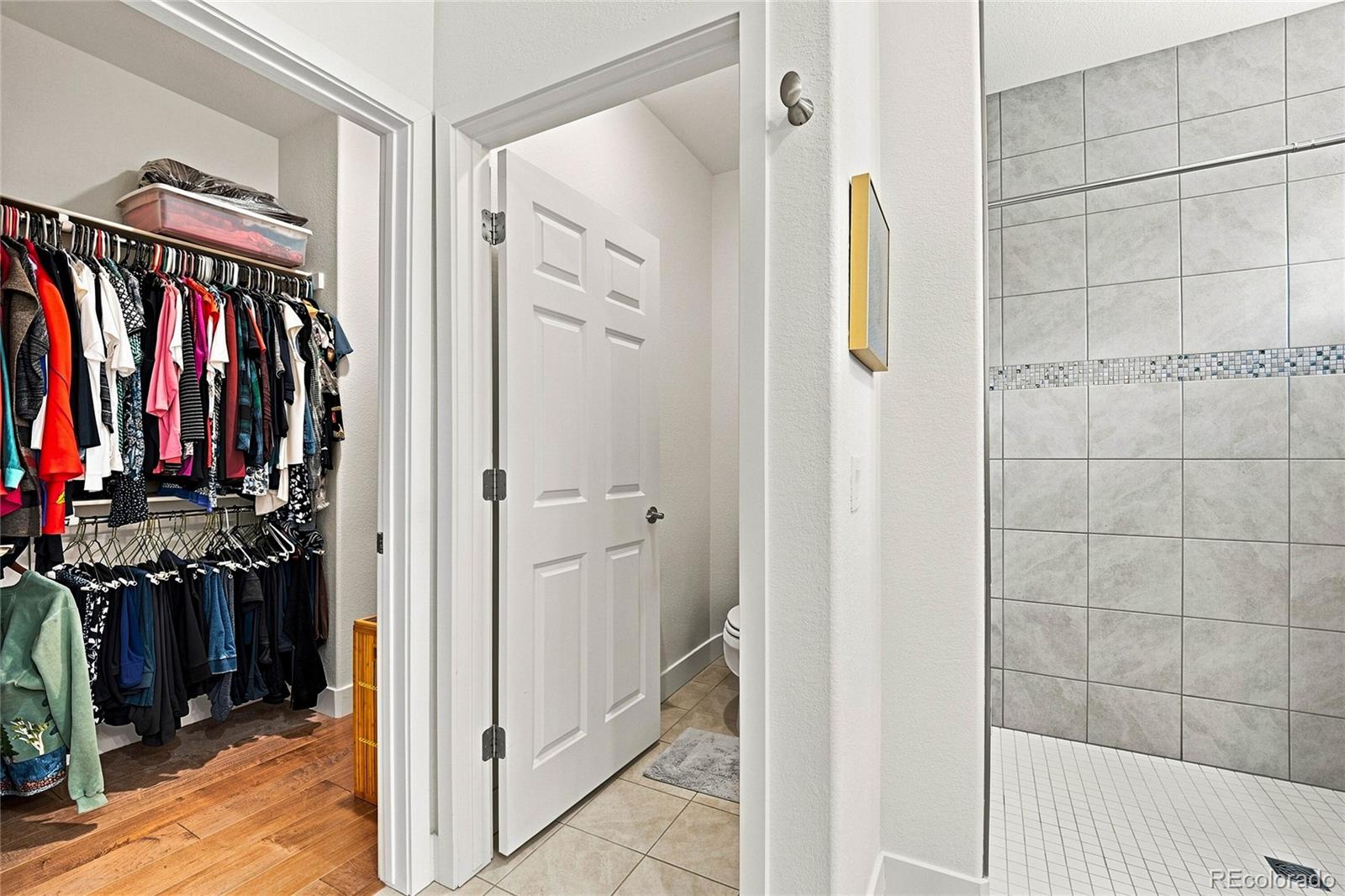 MLS Image #21 for 20412 e 52nd avenue,denver, Colorado