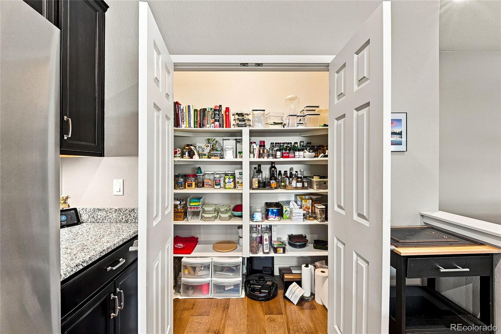 MLS Image #4 for 20412 e 52nd avenue,denver, Colorado