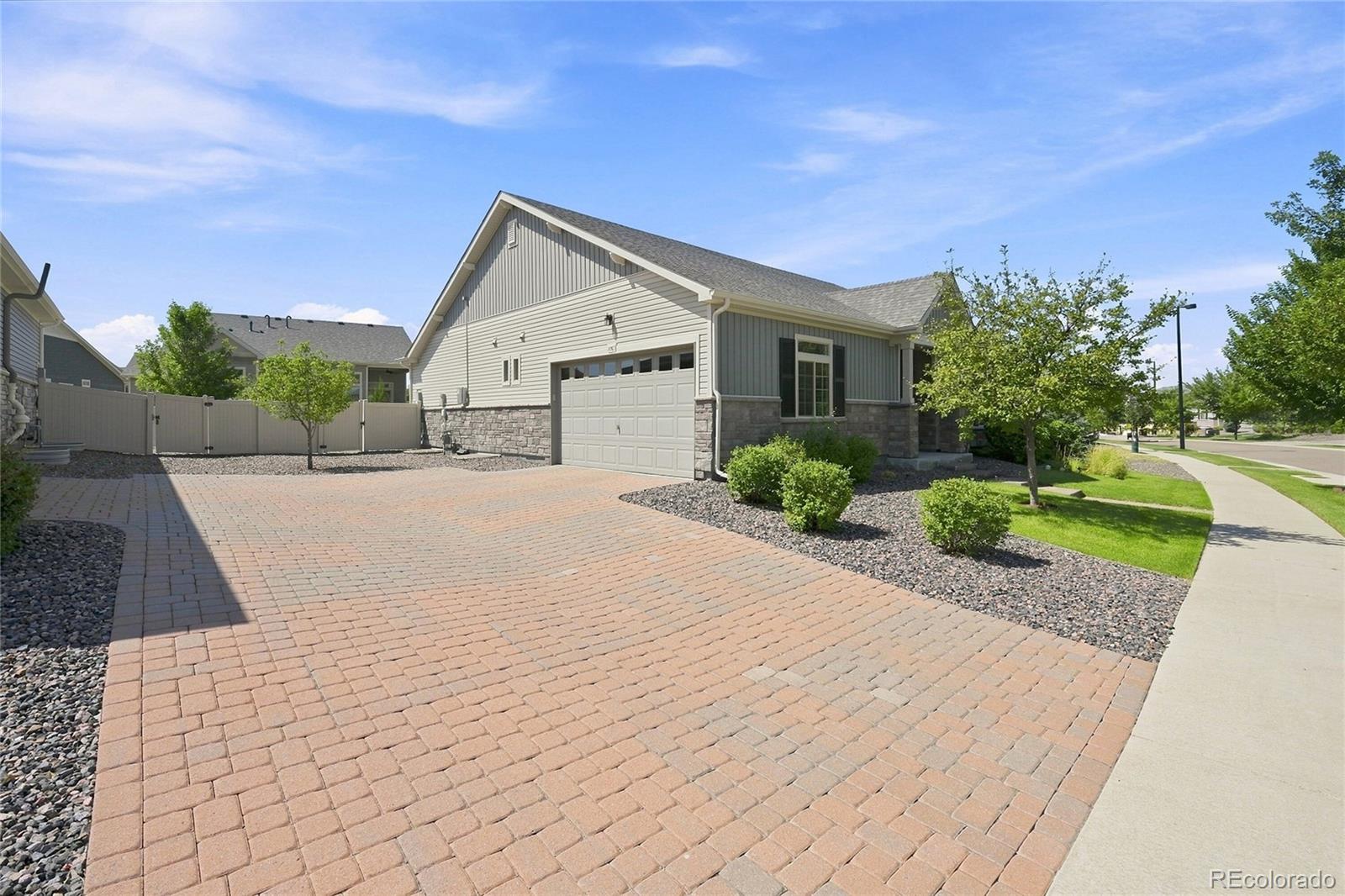 MLS Image #41 for 20412 e 52nd avenue,denver, Colorado