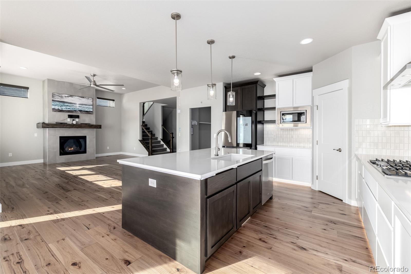 MLS Image #10 for 23814 e 36th place,aurora, Colorado