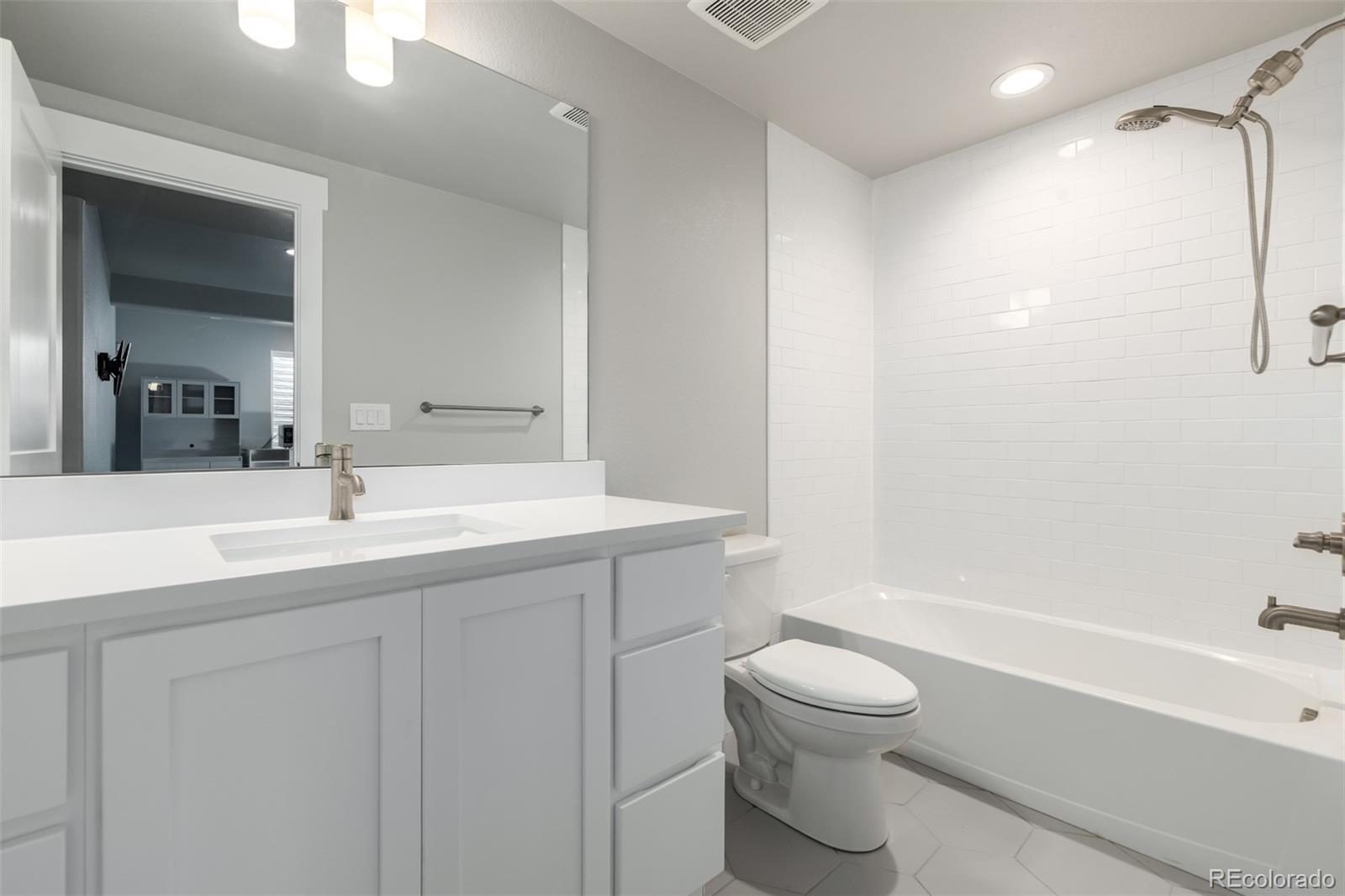 MLS Image #41 for 23814 e 36th place,aurora, Colorado