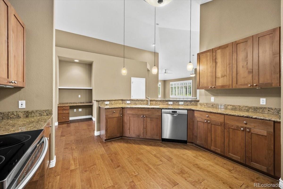 MLS Image #11 for 8602  gold peak drive,littleton, Colorado