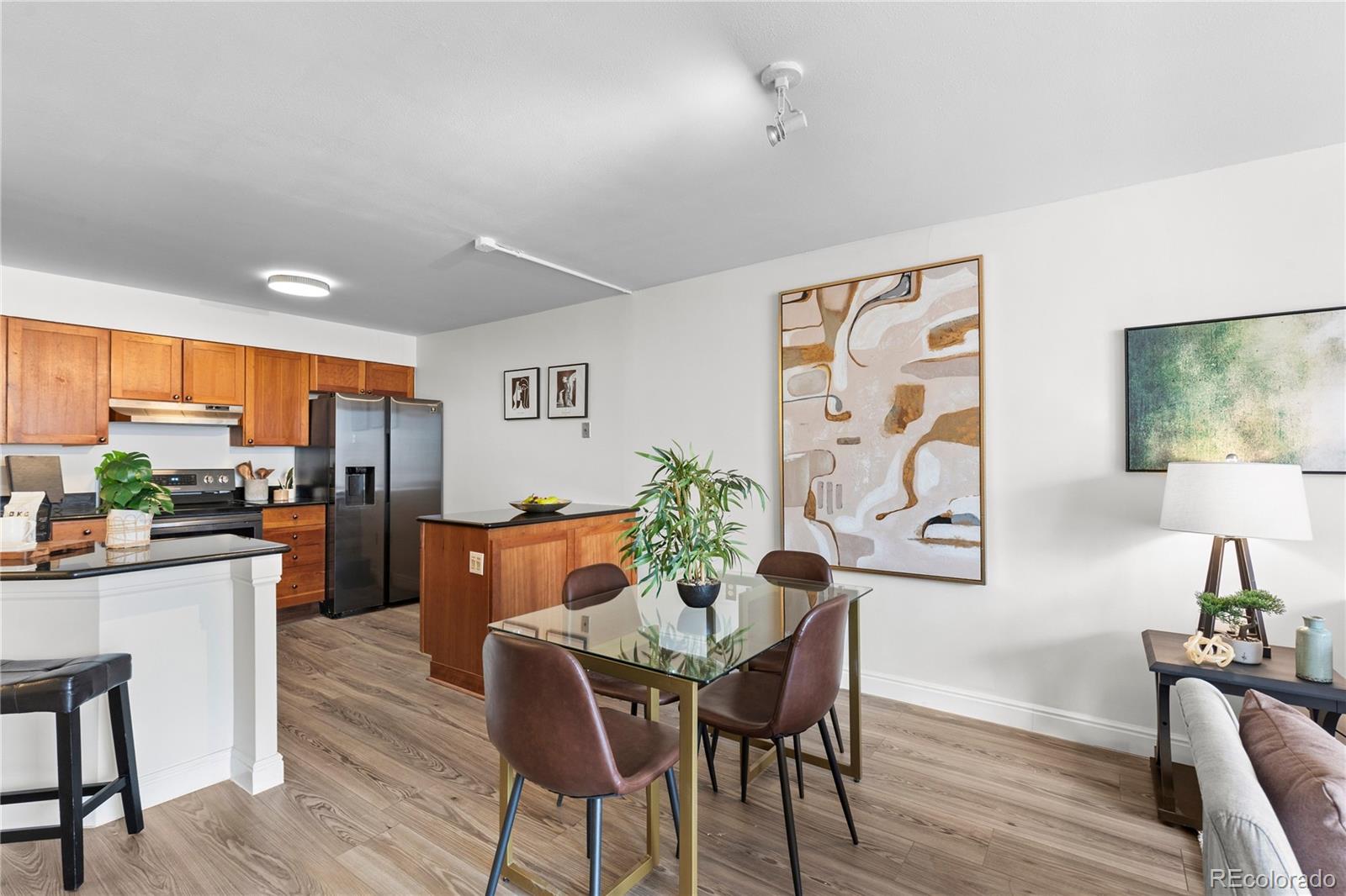 MLS Image #15 for 1625  larimer street,denver, Colorado
