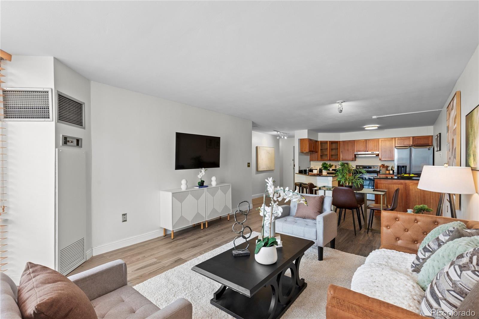 MLS Image #19 for 1625  larimer street,denver, Colorado