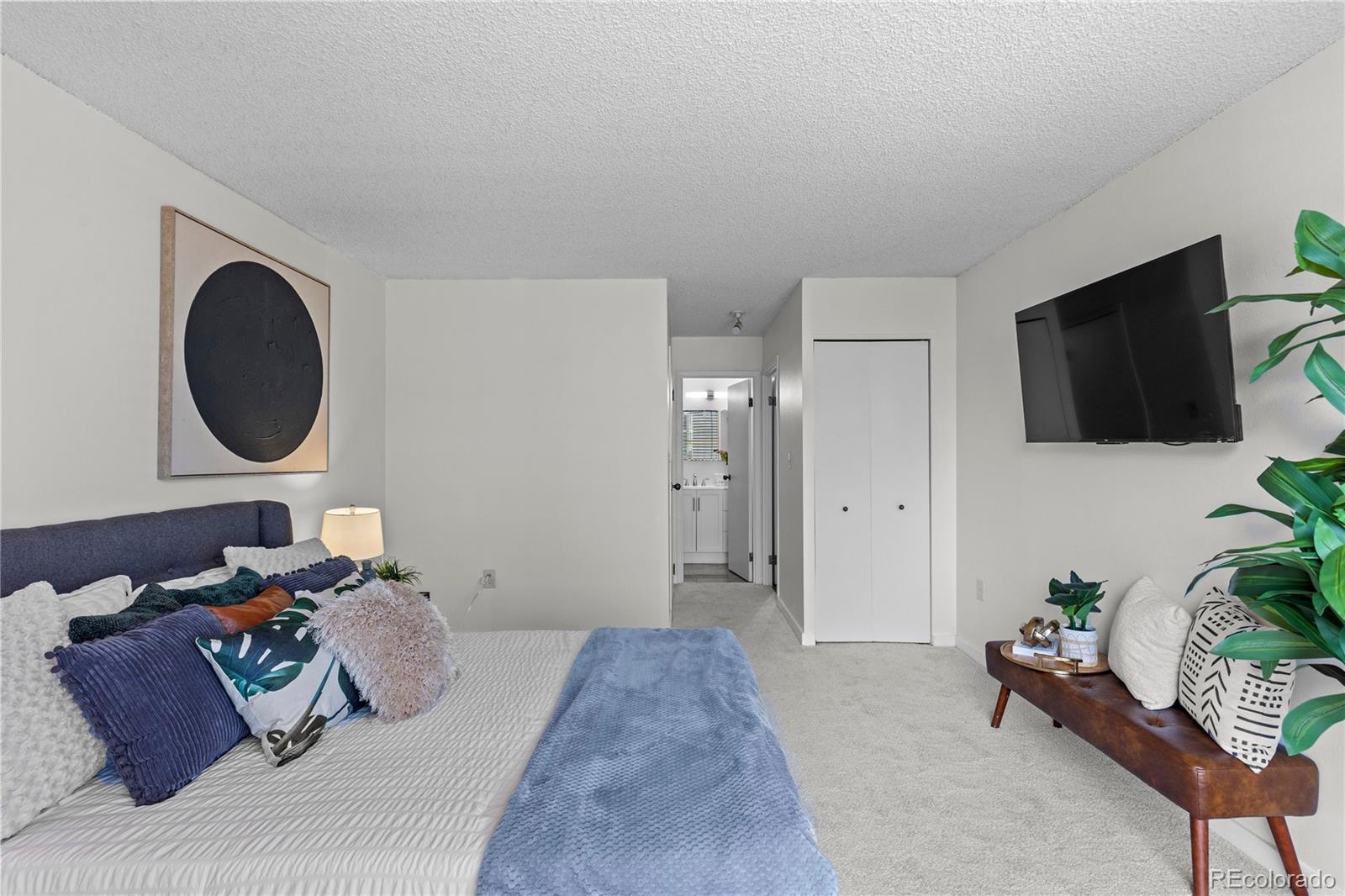 MLS Image #28 for 1625  larimer street,denver, Colorado