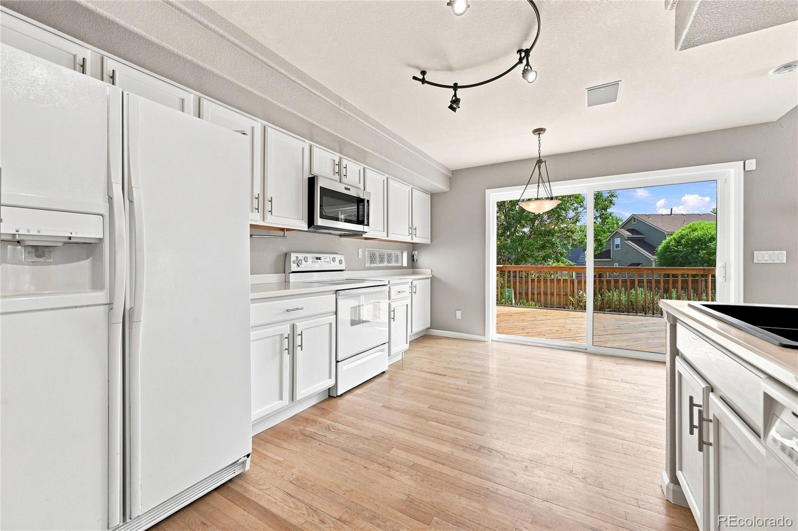 MLS Image #12 for 4486  lyndenwood point,littleton, Colorado