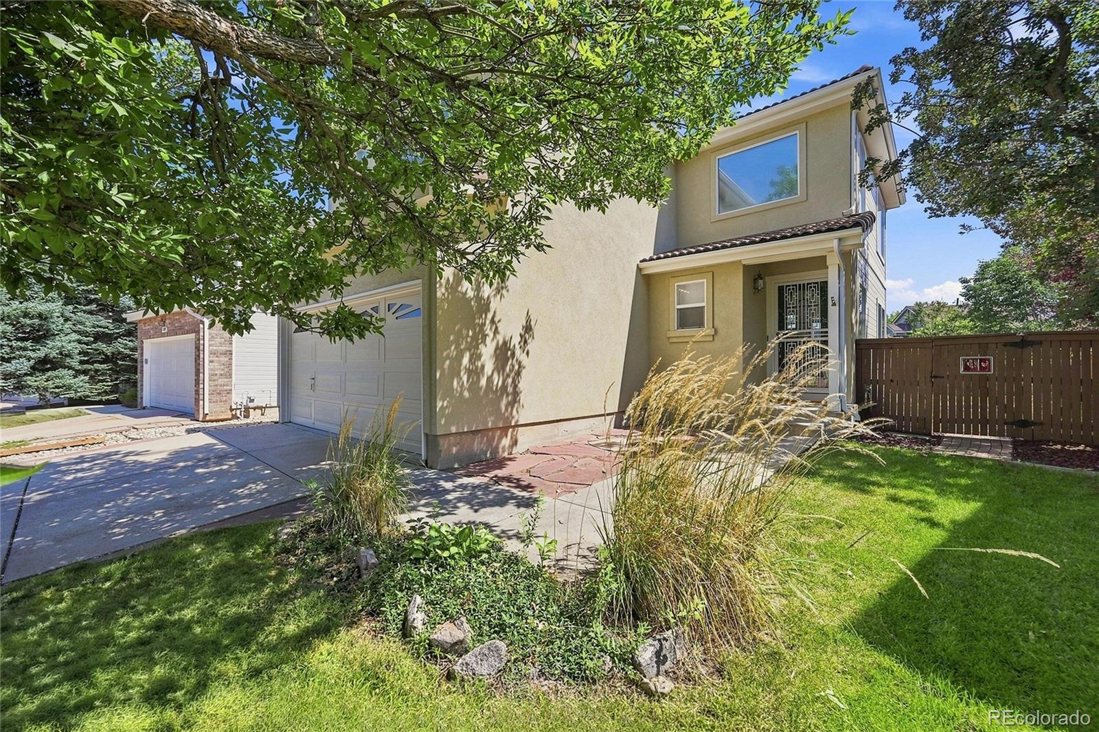 MLS Image #3 for 4486  lyndenwood point,littleton, Colorado