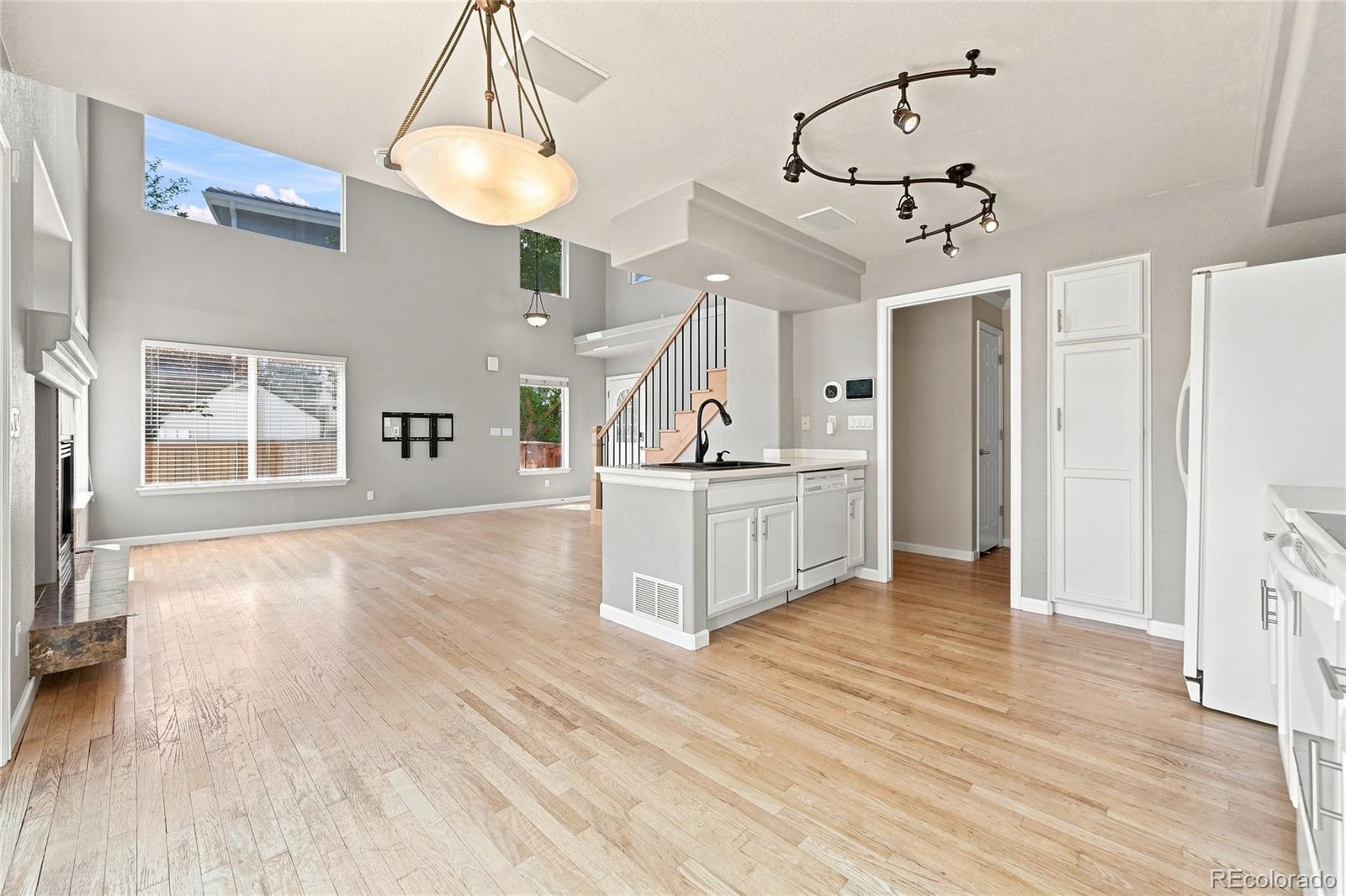 MLS Image #9 for 4486  lyndenwood point,littleton, Colorado