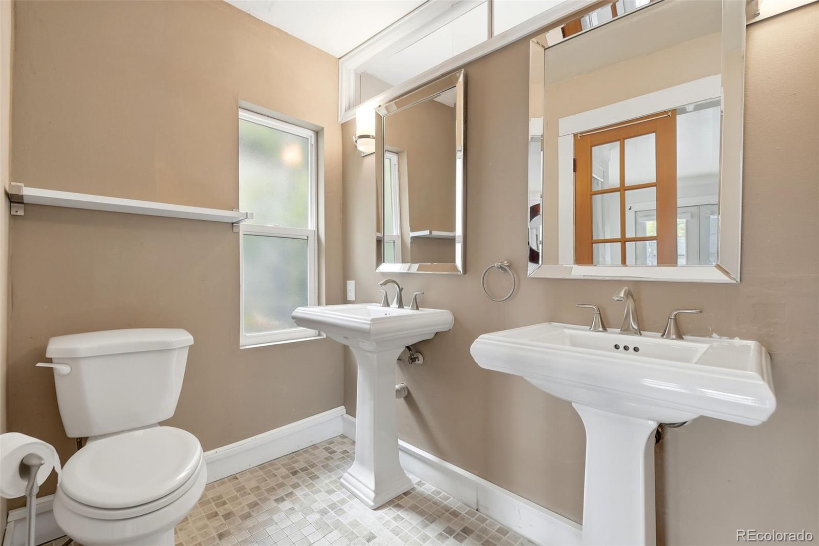 MLS Image #17 for 1100 s clayton street,denver, Colorado