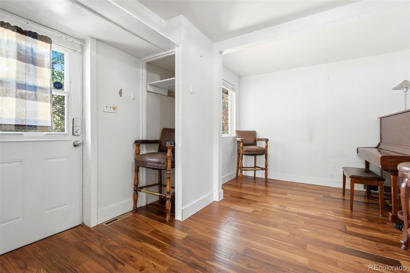 MLS Image #3 for 1100 s clayton street,denver, Colorado
