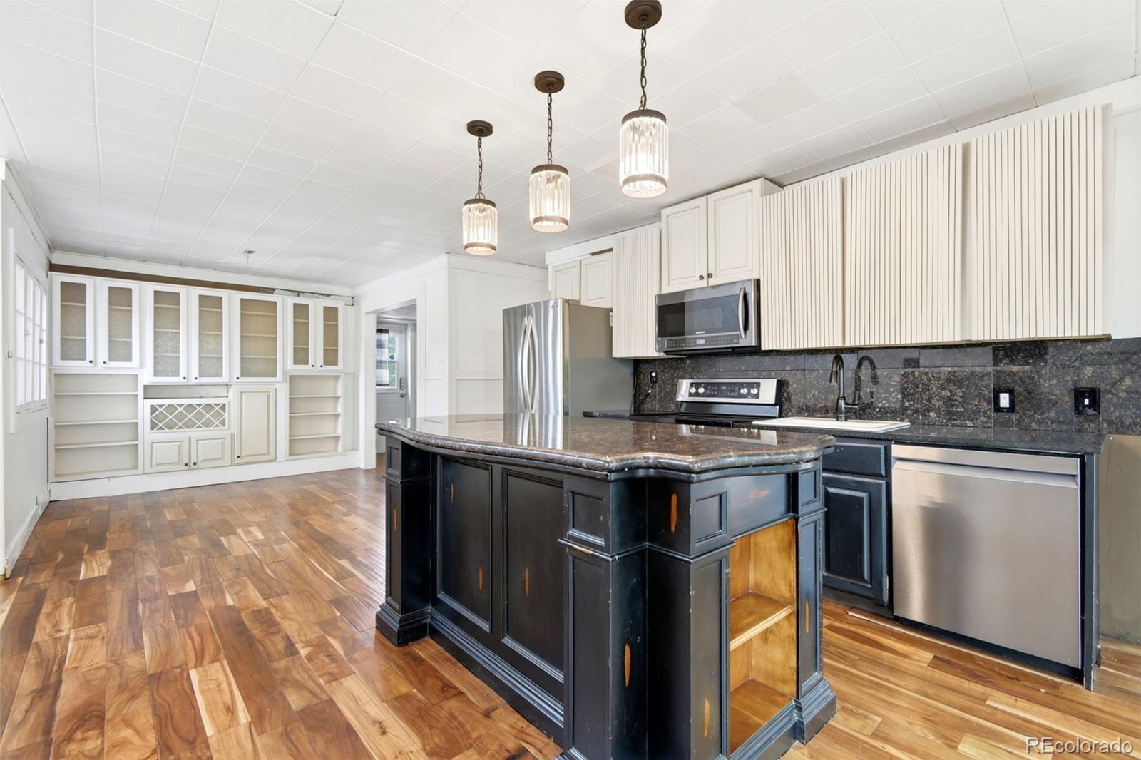 MLS Image #7 for 1100 s clayton street,denver, Colorado