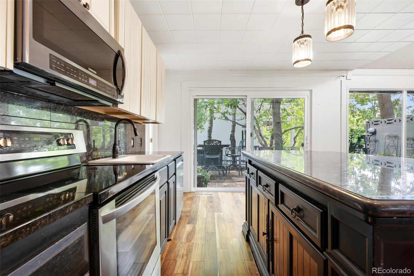 MLS Image #9 for 1100 s clayton street,denver, Colorado