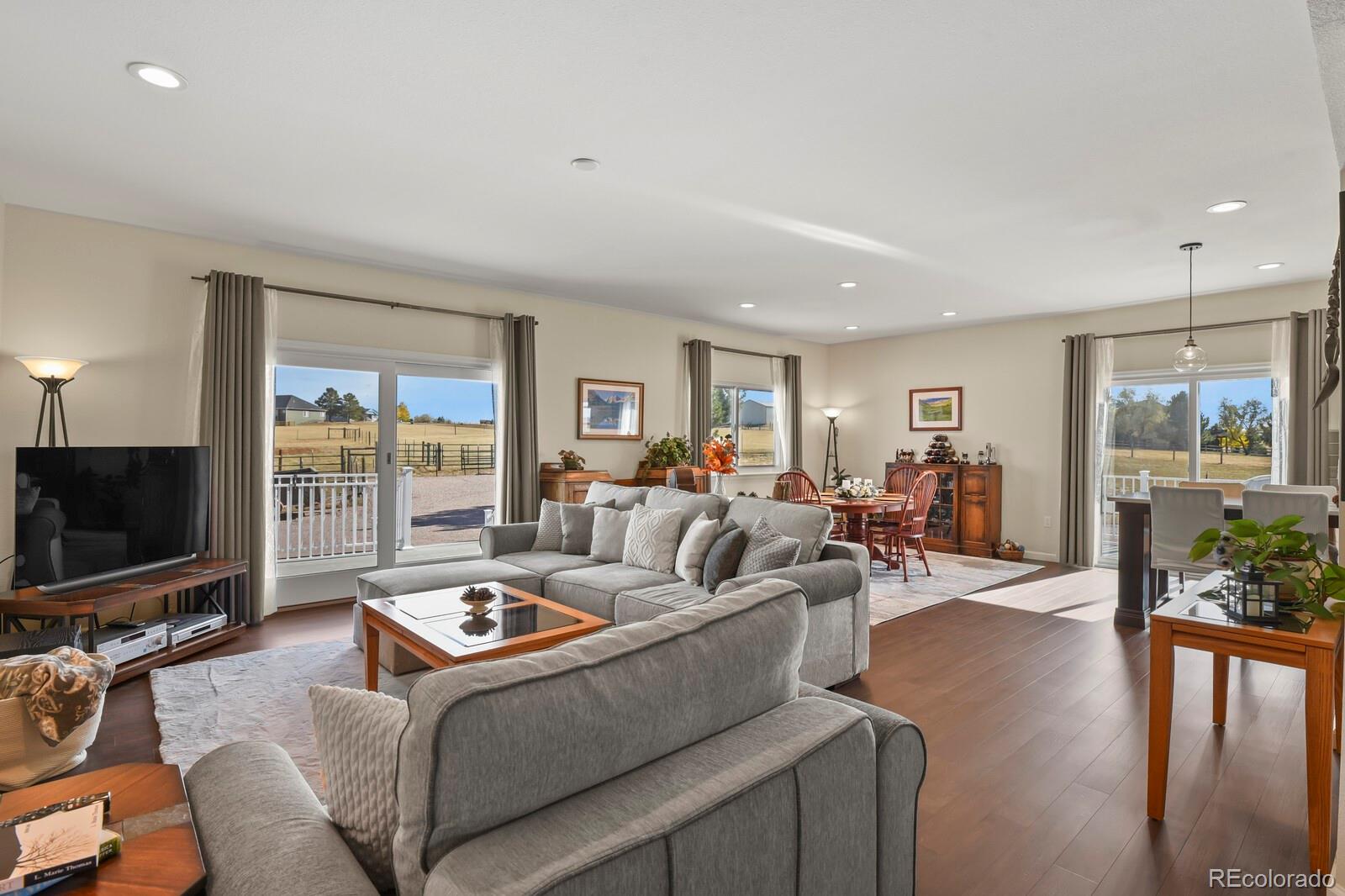 MLS Image #6 for 45320  deerfield circle,elizabeth, Colorado