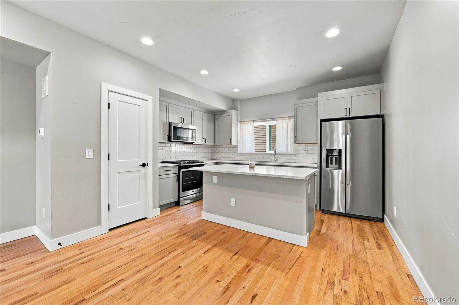MLS Image #11 for 3820  olive street,denver, Colorado